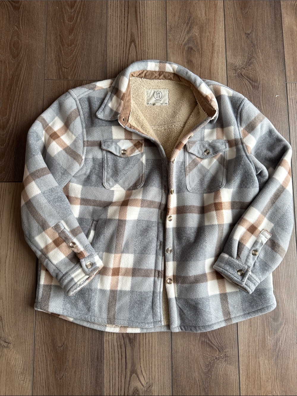 *Cozy Plaid Sherpa-Lined Jacket - Gray & Brown